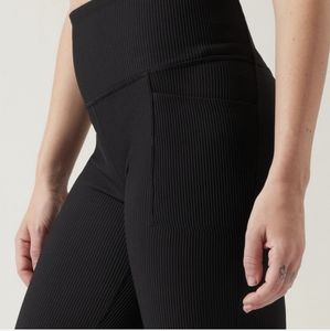 Athleta salutation stash rib flare pants Medium